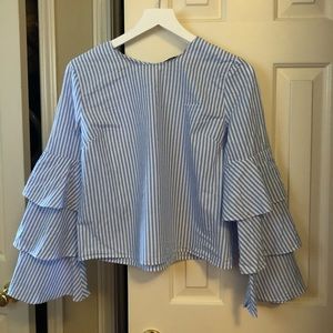 NWOT Gianni Bini Ruffle Sleeve Top